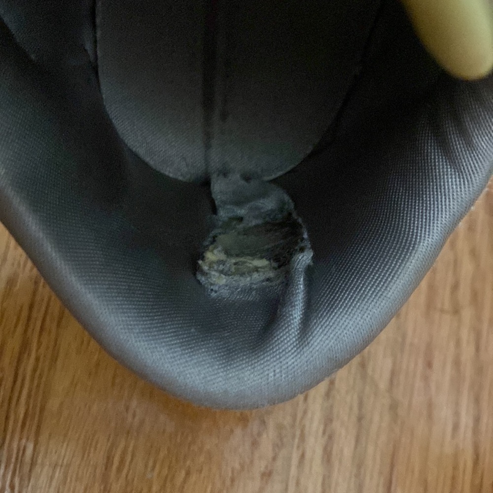 New Balance Shoes - Picture 4 of 5